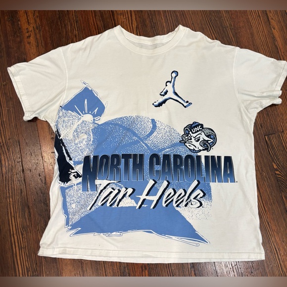 The Nike Tee Air Jordan North Carolina Tar Heels College Basketball Shirt Sz Xxl - Picture 1 of 7